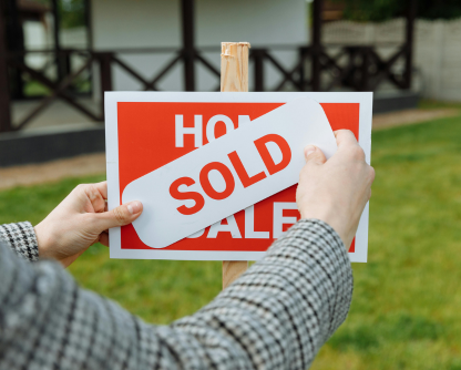 Untitled design 2025 12 08T141854.411